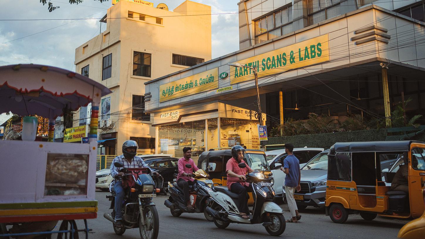 The corporate office is in Vadapalani, Chennai.