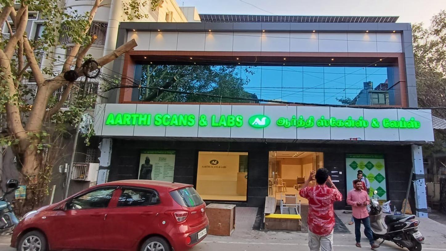The Alwarpet center is part of Aarthi Scans & Labs.
