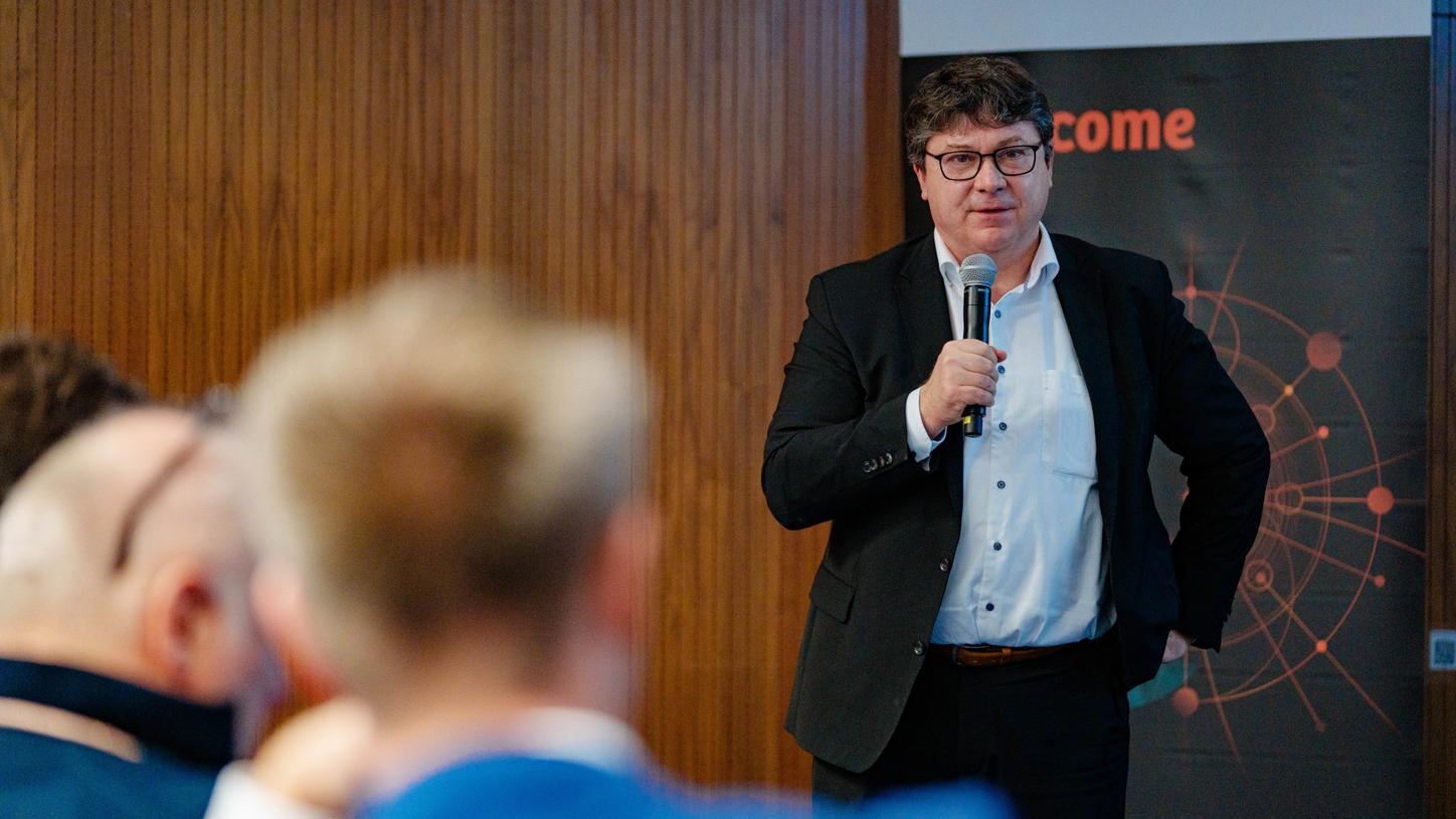 Dr. Bernd Ohnesorge, Head of EMEA, Siemens Healthineers. 